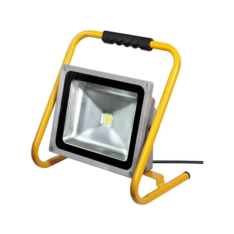 BRENNENSTUHL Projecteur Portable LED IP65 Chip 50W - 1171600123 1 BRENNENSTUHL Projecteur Portable LED IP65 Chip 50W - 1171600123