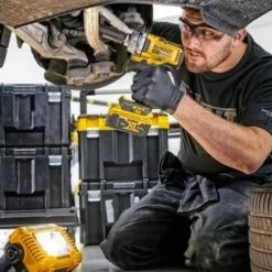 DEWALT Projecteur De Chantier Compact 12 18 54 V XR Solo - DCL077-XJ -BESSEY shop dewalt projecteur de chantier compact 12 18 54 v xr solo dcl077 xj 4