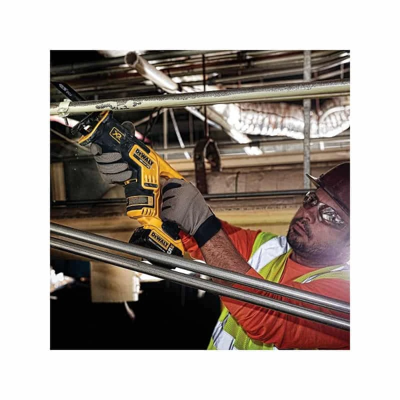 DEWALT Scie Sabre XR 18V 5Ah - DCS367P2 5 DEWALT Scie Sabre XR 18V 5Ah - DCS367P2 – Image 5