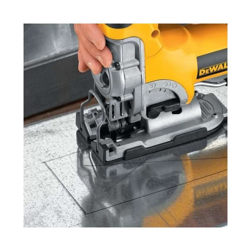 DEWALT Scie Sauteuse 700 W - DW333K 3 DEWALT Scie Sauteuse 700 W - DW333K – Image 3