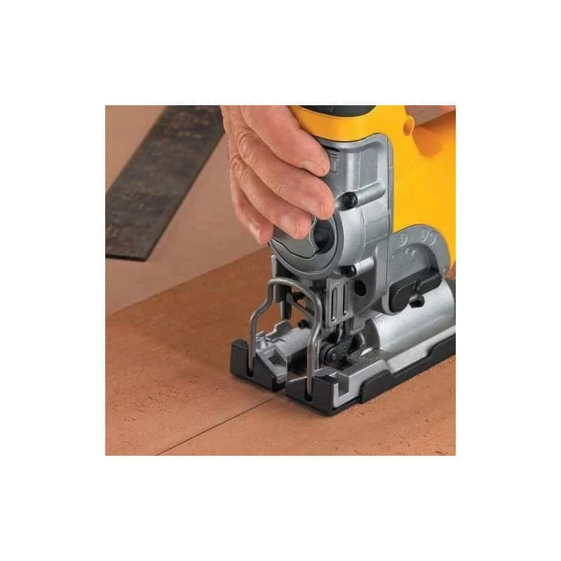 DEWALT Scie Sauteuse 701 W - DW333KT 2 DEWALT Scie Sauteuse 701 W - DW333KT – Image 2