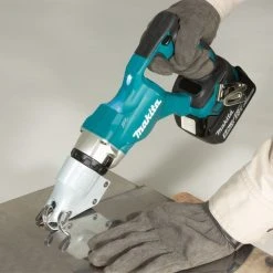 MAKITA Cisaille 18V 2.0mm Solo - DJS200Z -BESSEY shop makita cisaille 18v 20mm solo djs200z 5