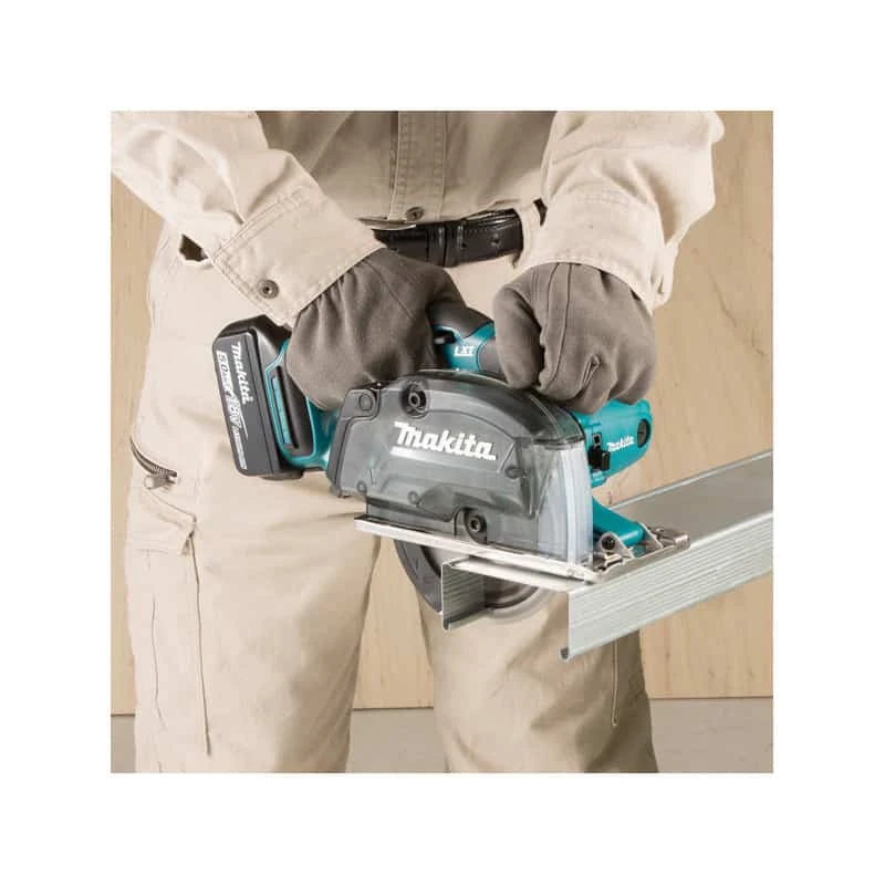 MAKITA Scie Circulaire à Métaux 136mm 18V Solo - DCS552ZJ 2 MAKITA Scie Circulaire à Métaux 136mm 18V Solo - DCS552ZJ – Image 2