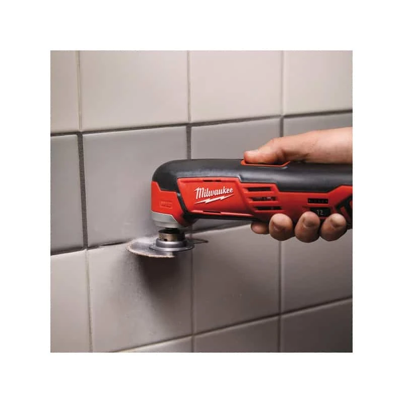 MILWAUKEE Découpeur Ponceur Multitool - C12 MT-402C - 4933441705 5 MILWAUKEE Découpeur Ponceur Multitool - C12 MT-402C - 4933441705 – Image 5