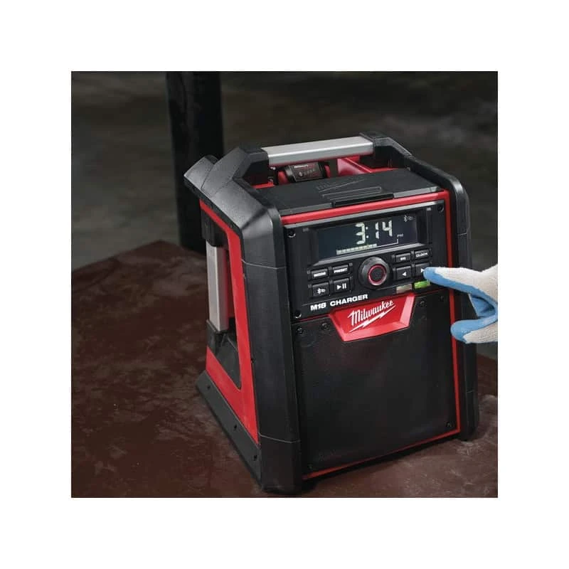 MILWAUKEE Radio Chargeur De Chantier M18 RC-0 - 4933446639 Solo 5 MILWAUKEE Radio Chargeur De Chantier M18 RC-0 - 4933446639 Solo – Image 5