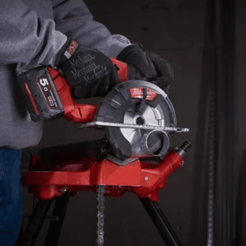 MILWAUKEE Scie à Métaux 150mm 18V 5Ah - M18 FMCS-502X - 4933459193 6 MILWAUKEE Scie à Métaux 150mm 18V 5Ah - M18 FMCS-502X - 4933459193 – Image 6