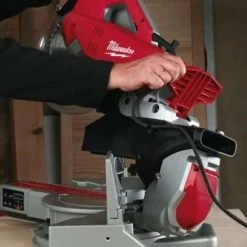 MILWAUKEE Scie Radiale 305mm 1800W - MS 304 DB - 4933471052 -BESSEY shop milwaukee scie radiale 305mm 1800w ms 304 db 4933471052 4