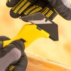 STANLEY Couteau De Sécurité Bimatière FATMAX - FMHT10373-0 -BESSEY shop stanley couteau de securite bimatiere fatmax fmht10373 0 5