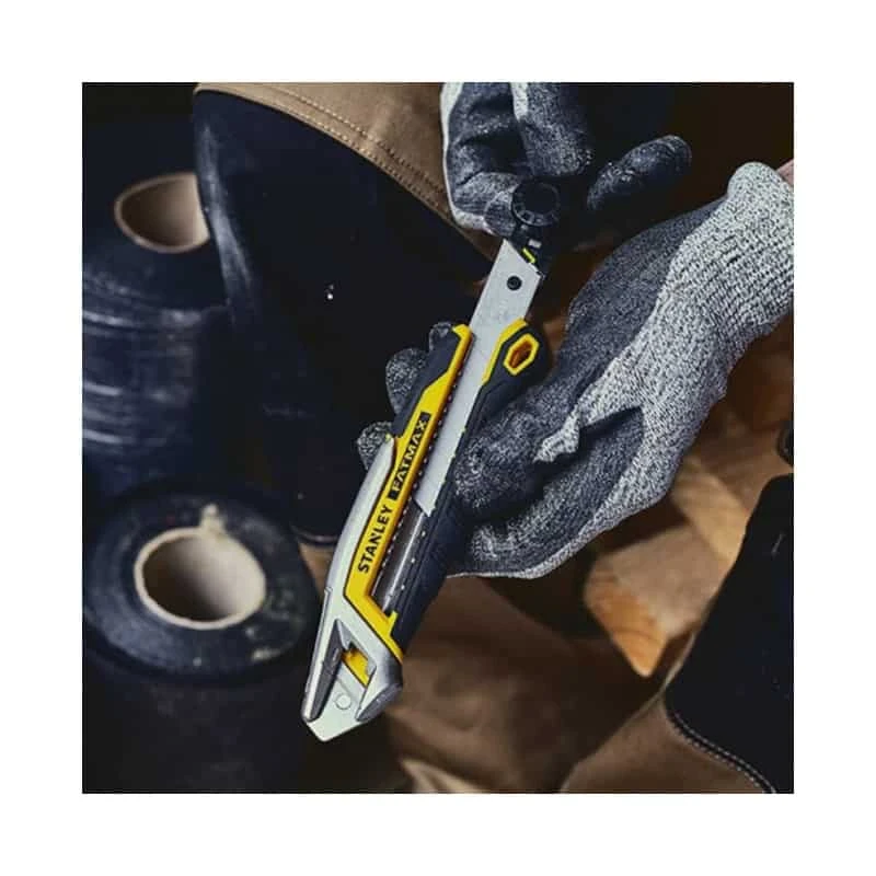 STANLEY Cutter 18mm Quick Snap FatMax Molette Crantée - FMHT10592-0 3 STANLEY Cutter 18mm Quick Snap FatMax Molette Crantée - FMHT10592-0 – Image 3