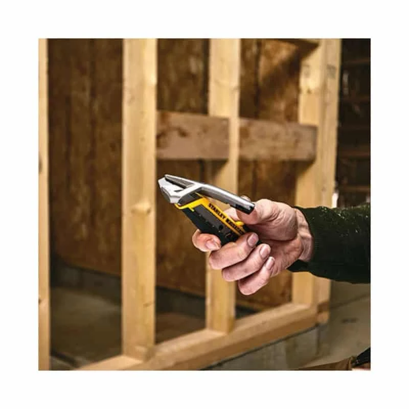 STANLEY Cutter 18mm Quick Snap FatMax Molette Crantée - FMHT10592-0 5 STANLEY Cutter 18mm Quick Snap FatMax Molette Crantée - FMHT10592-0 – Image 5