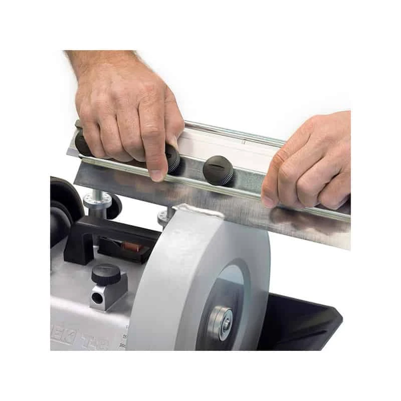 TORMEK Dispositif Pour Affûtage Fers De Degau-rabot - SVH-320 1 TORMEK Dispositif Pour Affûtage Fers De Degau-rabot - SVH-320
